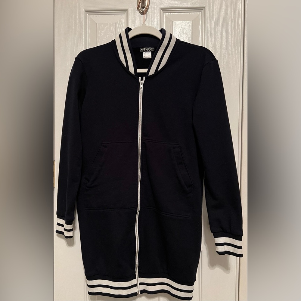 VENUS Zip Up Jacket